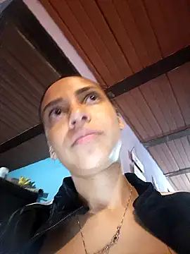 emma ambar online show from February 5, 12:10 am