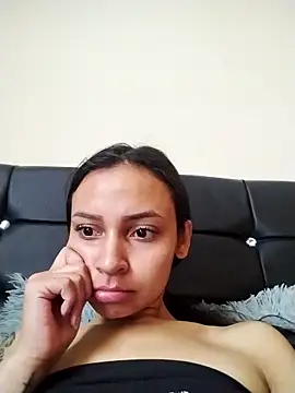 emma ambar online show from October 8, 5:10 pm