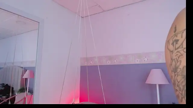 Snapshot of Angie99_gh chatting on January 3, 3:49 am Angie99 gh online show from January 3, 3:49 am