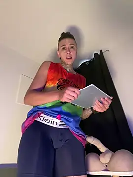  PhillipBrown online show from February 10, 12:09 pm