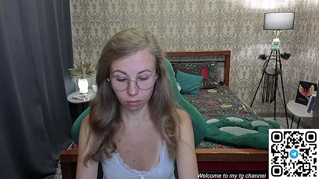 Lill Mary online show from July 3, 2:29 am