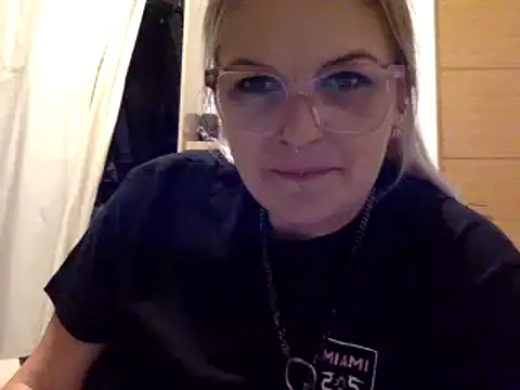 vanillesoumise online show from September 14, 7:13 pm