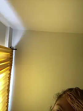 baby lizy online show from November 6, 6:09 pm