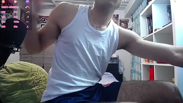 Snapshot of dylan_fun18 chatting on March 3, 11:21 pm dylan fun18 online show from March 3, 11:21 pm