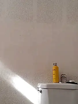 LargeDominoes online show from April 6, 11:27 pm