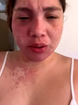 WhiteWomen online show from November 29, 4:10 pm