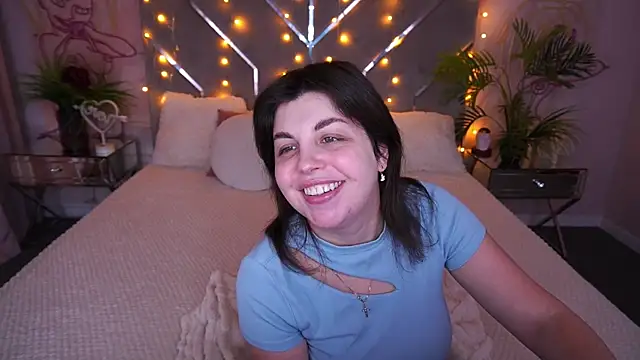 MirandaWong online show from February 24, 6:11 am