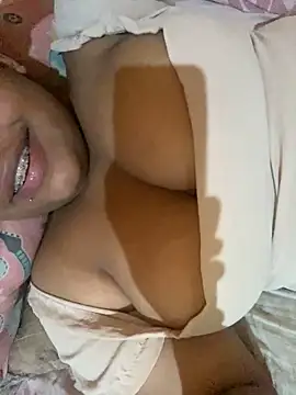 Snapshot of vic_pretynhaa chatting on January 16, 2:30 pm vic pretynhaa online show from January 16, 2:30 pm