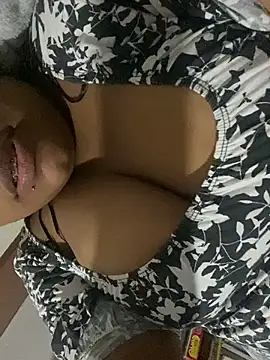 Snapshot of vic_pretynhaa chatting on January 30, 7:18 am vic pretynhaa online show from January 30, 7:18 am