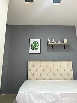 Soe Lara online show from September 13, 11:10 am