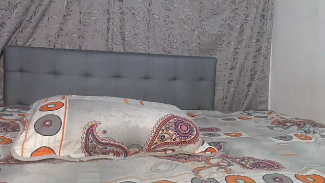 Soe Lara online show from March 20, 1:38 pm