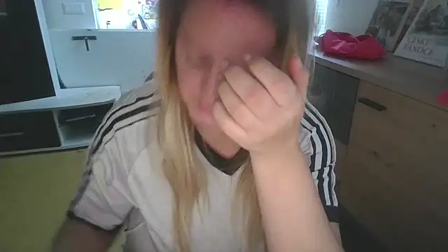 Meliss Official9 online show from November 25, 9:31 am