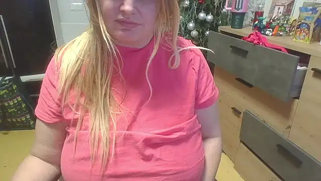 Snapshot of Meliss_Official9 chatting on January 18, 9:51 pm Meliss Official9 online show from January 18, 9:51 pm