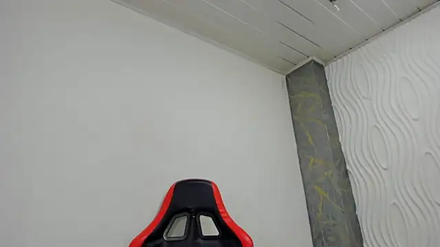 Catalehia Milk online show from November 12, 8:52 pm