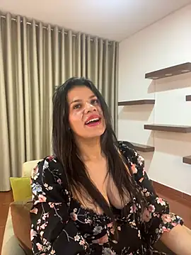 Alice Biel online show from January 20, 2:32 am