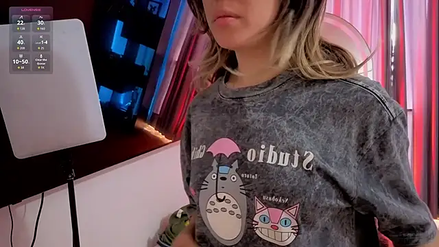 sexfire lalita online show from March 22, 4:10 pm