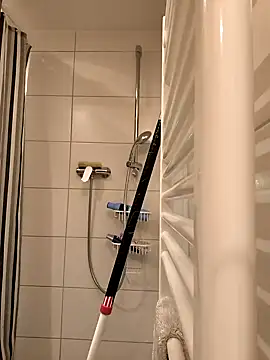 Snapshot of NewyorkDimi chatting on January 3, 5:31 pm NewyorkDimi online show from January 3, 5:31 pm