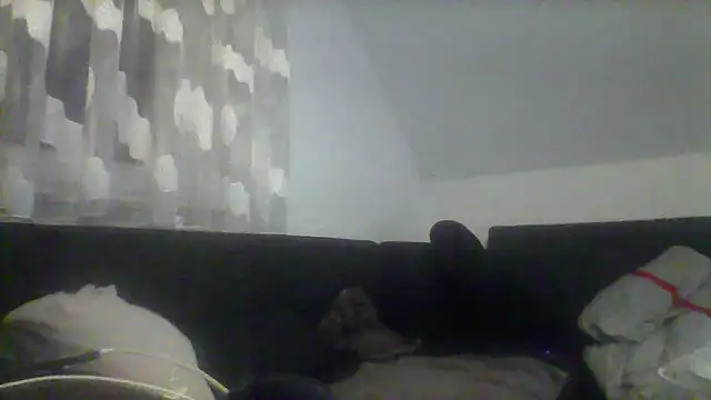 Snapshot of NewyorkDimi chatting on February 3, 11:47 pm NewyorkDimi online show from February 3, 11:47 pm