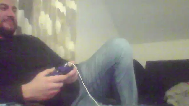 Snapshot of NewyorkDimi chatting on February 16, 11:37 pm NewyorkDimi online show from February 16, 11:37 pm