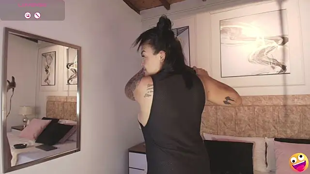 lyn adamns online show from January 31, 7:51 pm