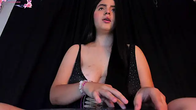 AnithaaYork online show from May 11, 8:17 pm