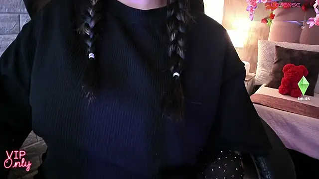 alice  tylor online show from April 13, 12:21 pm