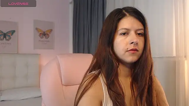 Snapshot of liss_black chatting on February 14, 12:47 pm liss black online show from February 14, 12:47 pm
