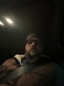 Snapshot of Perry_devot chatting on December 23, 5:22 pm Perry devot online show from December 23, 5:22 pm