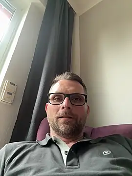 Perry devot online show from May 29, 6:06 pm