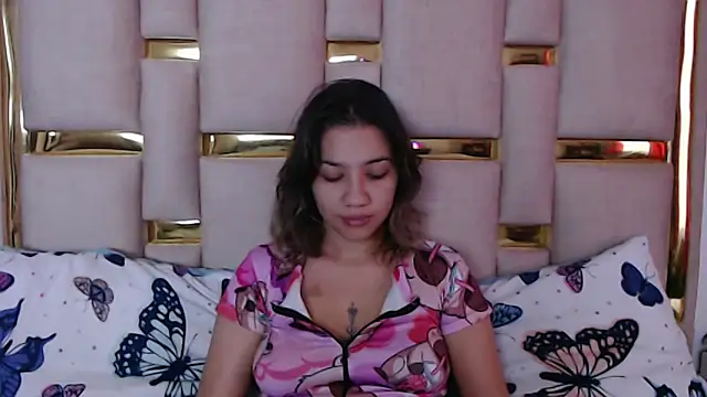 nina carther online show from November 12, 11:10 am