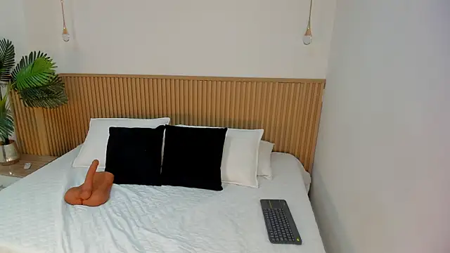 Snapshot of Jasmin_evano29 chatting on June 5, 5:18 pm Jasmin evano29 online show from June 5, 5:18 pm