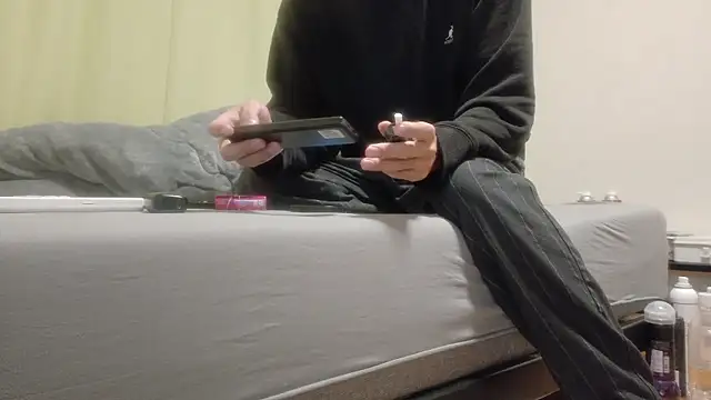 UKI06 online show from November 22, 12:26 pm