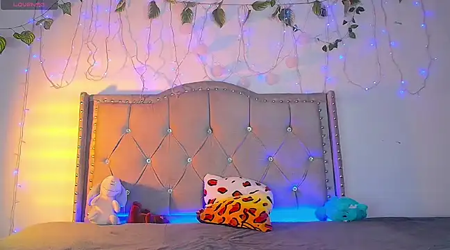 Snapshot of daimond_01 chatting on February 24, 10:25 pm daimond 01 online show from February 24, 10:25 pm