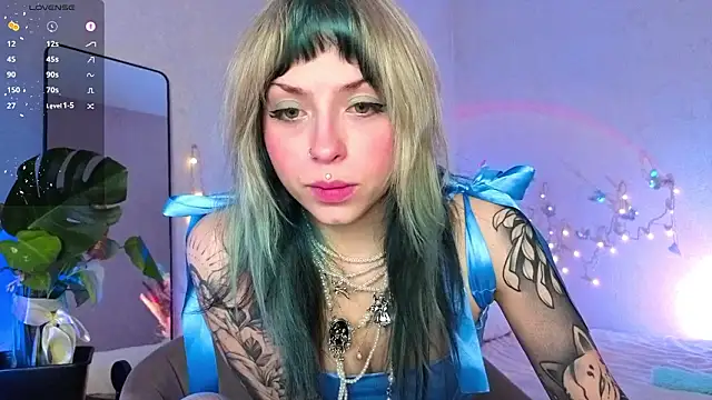 lavenderluxe online show from March 15, 8:53 am