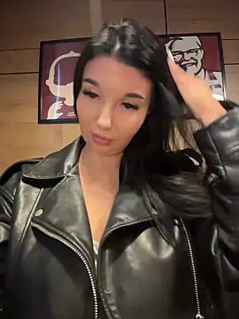 Tisha Busty online show from May 30, 11:51 am