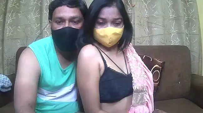 Snapshot of HottestSonya chatting on February 19, 6:32 pm HottestSonya online show from February 19, 6:32 pm