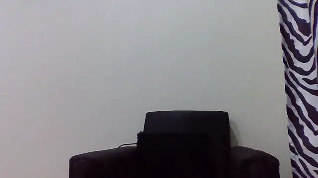 Snapshot of sweets_80 chatting on February 23, 6:27 pm sweets 80 online show from February 23, 6:27 pm