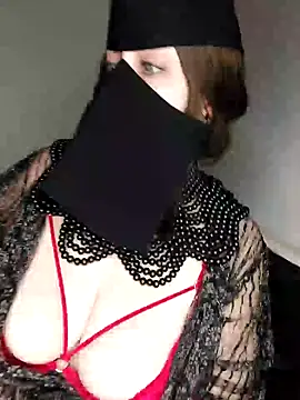 Snapshot of -Arab_milf- chatting on December 31, 5:33 am -Arab milf- online show from December 31, 5:33 am