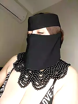 Snapshot of -Arab_milf- chatting on January 24, 2:30 pm -Arab milf- online show from January 24, 2:30 pm