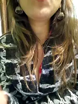 Snapshot of MIss-Naina chatting on January 7, 5:43 am MIss-Naina online show from January 7, 5:43 am