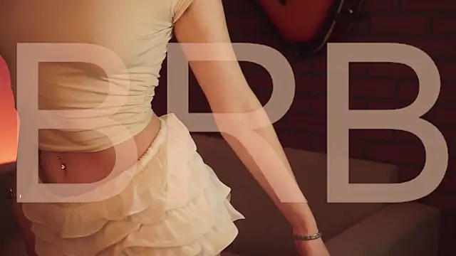 EllieCutes online show from February 20, 5:37 am