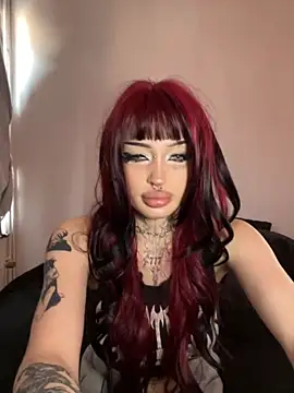 Snapshot of madelinexx chatting on October 4, 12:47 pm madelinexx online show from October 4, 12:47 pm