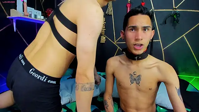 Snapshot of MillersKink chatting on January 25, 12:06 am MillersKink online show from January 25, 12:06 am