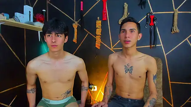 Snapshot of MillersKink chatting on February 13, 7:52 pm MillersKink online show from February 13, 7:52 pm