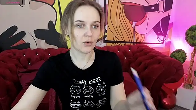 Snapshot of MaribelRiverr_ chatting on March 21, 6:29 am MaribelRiverr online show from March 21, 6:29 am