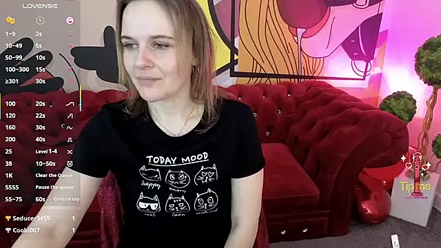 Snapshot of MaribelRiverr_ chatting on March 21, 8:19 am MaribelRiverr online show from March 21, 8:19 am