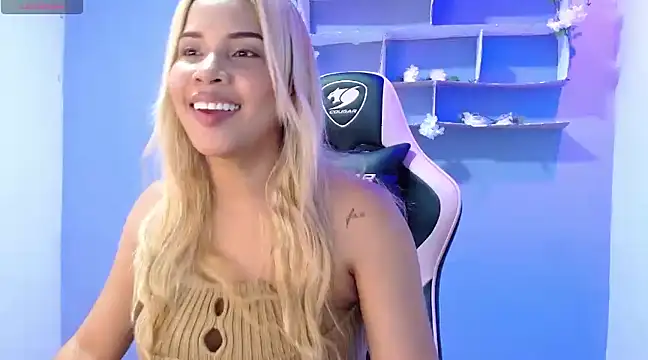 Snapshot of Mitsuka_Sojii chatting on February 19, 10:53 pm Mitsuka Sojii online show from February 19, 10:53 pm