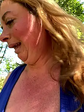 Lombada online show from April 7, 2:39 pm