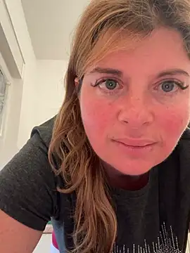 Lombada online show from April 10, 5:45 am