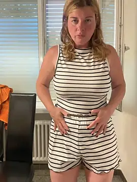 Lombada online show from June 18, 4:13 am